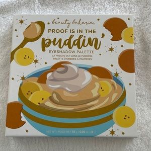 Beauty Bakerie Proof is in the puddin’ eyeshadow palette